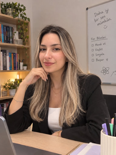 Ayça G.