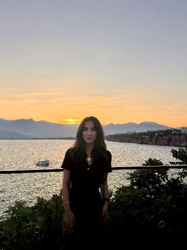 Ayşegül P.