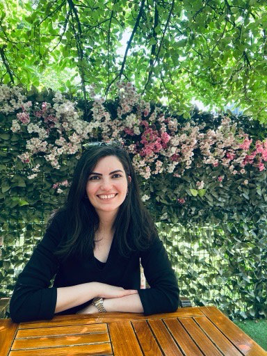 Deniz Ö.
