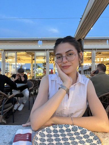 duygu Ç.