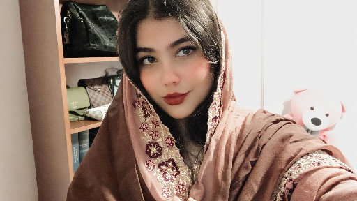 Zuha R